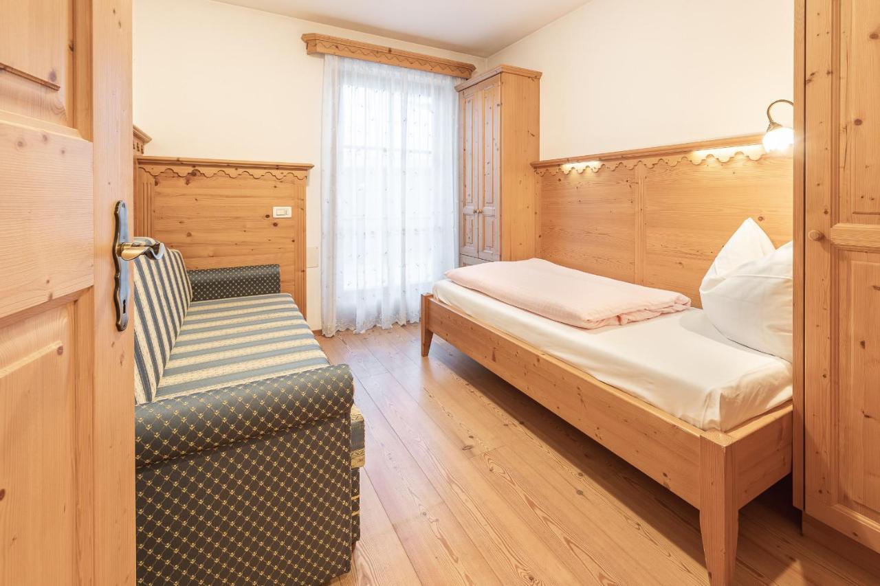 Apartamento App. Désirée San Vigilio Di Marebbe Exterior foto